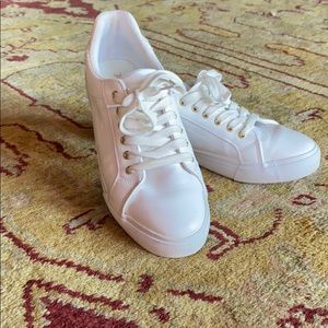 Juicy Couture White sneakers